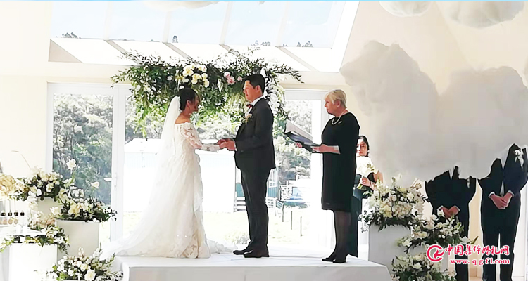 2019年10月26日海外婚礼：首届新西兰草坪水上婚礼